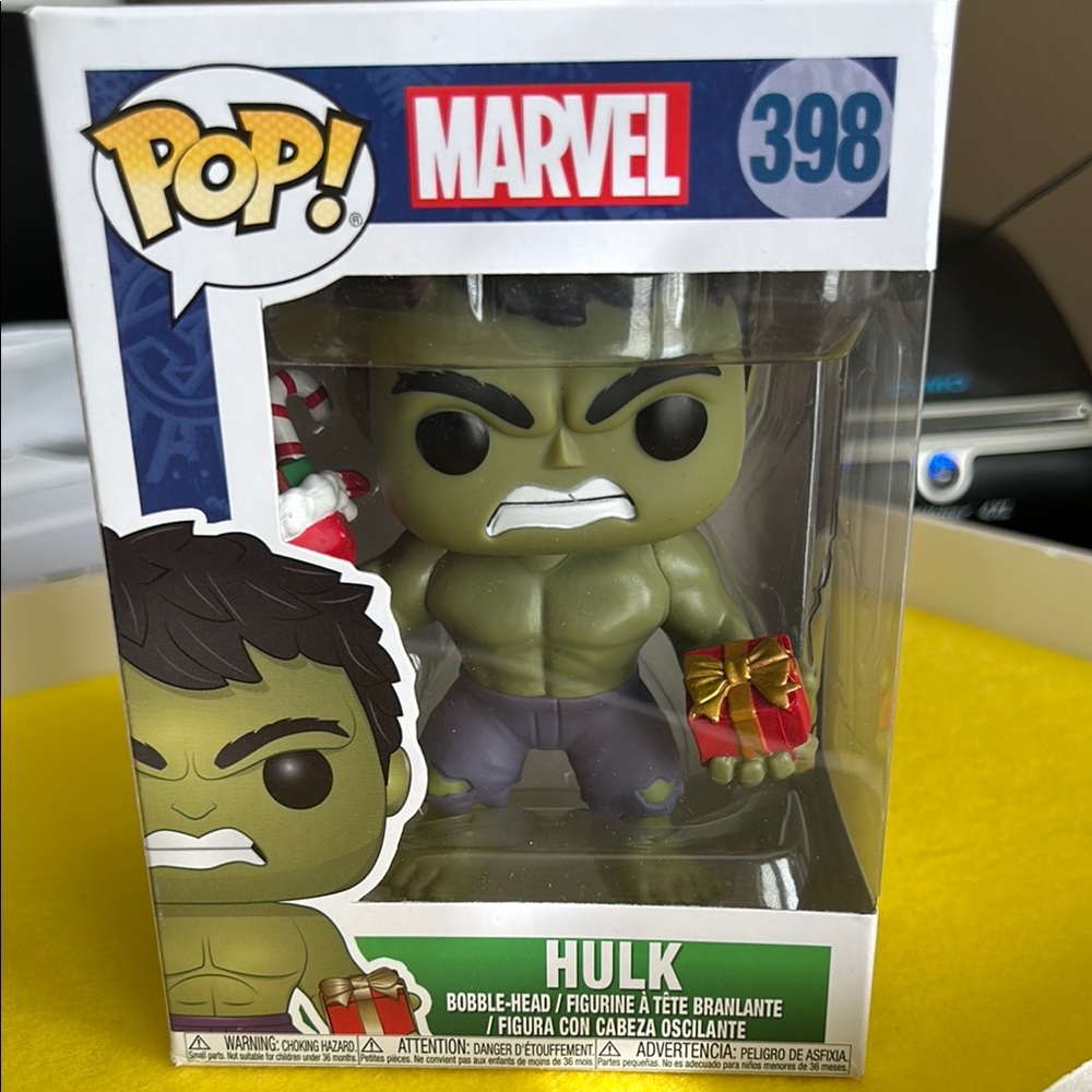 Marvel Hulk Funko Pop Figure (Holiday) #398